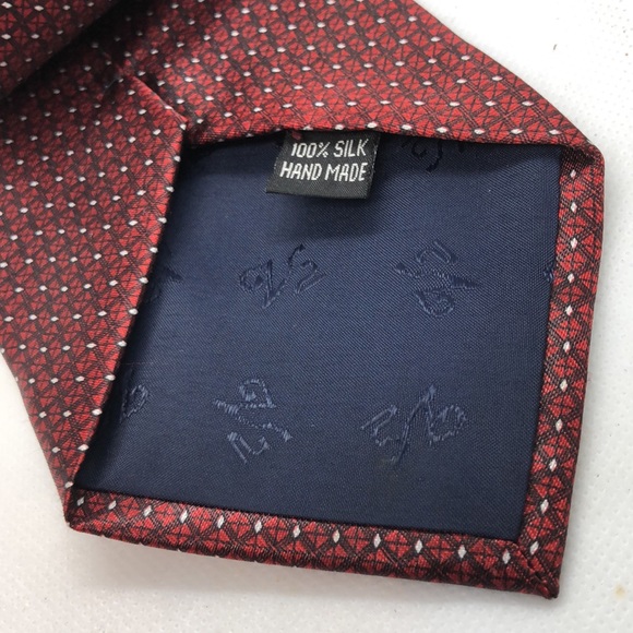 Versace Classic V2 100% Silk Handmade Necktie